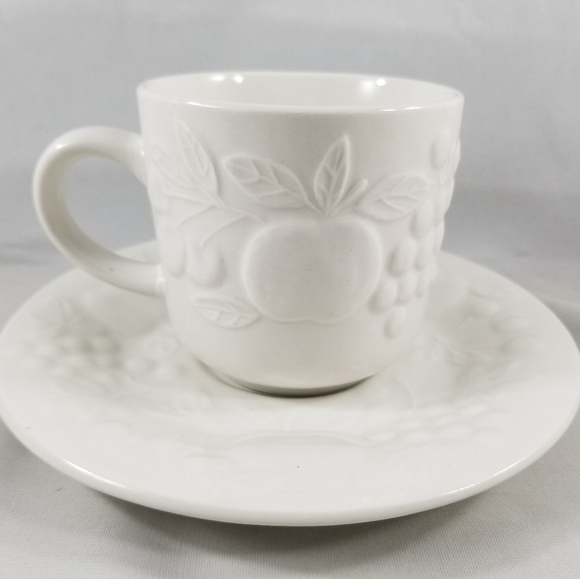 Gibson Housewares Flourish Embossed White Fruit Cup and Saucer Set - Picture 9 of 12